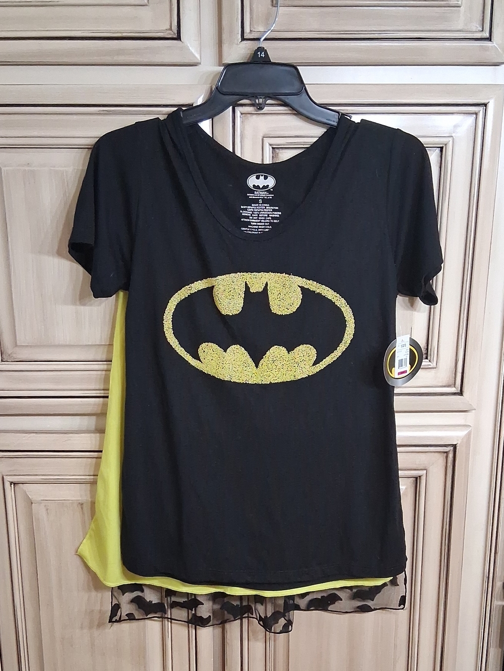 Girls' Batman Logo Tee With Cape Size - Small